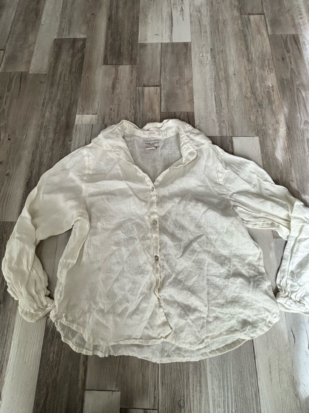 Laura Ashley Cream Button-Front Lightweight Blouse 100 %line